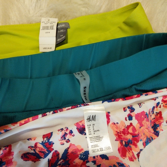 NWOT 3pk High Waist Medium bottoms - Picture 2 of 4